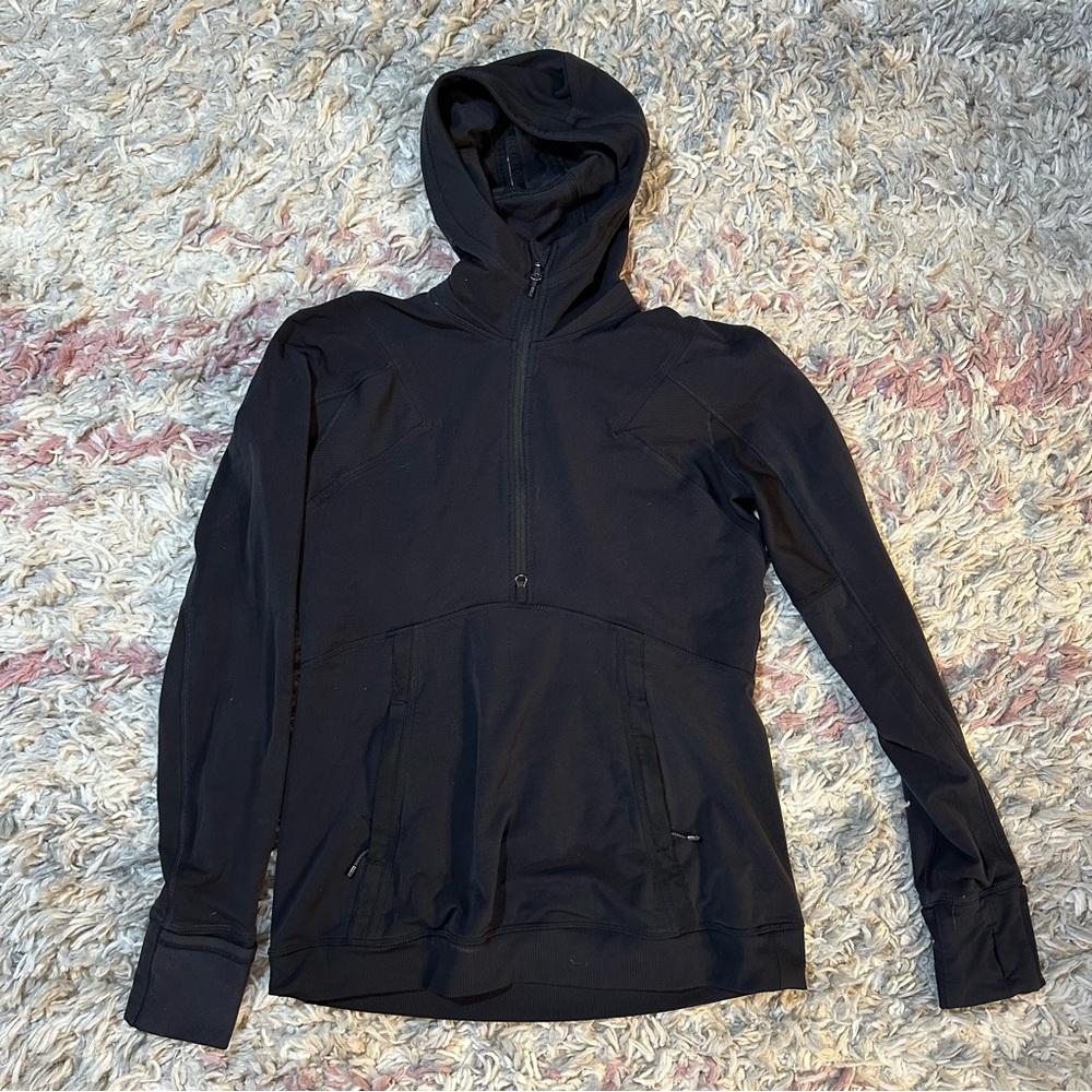 Lululemon black luon quarterzip 10